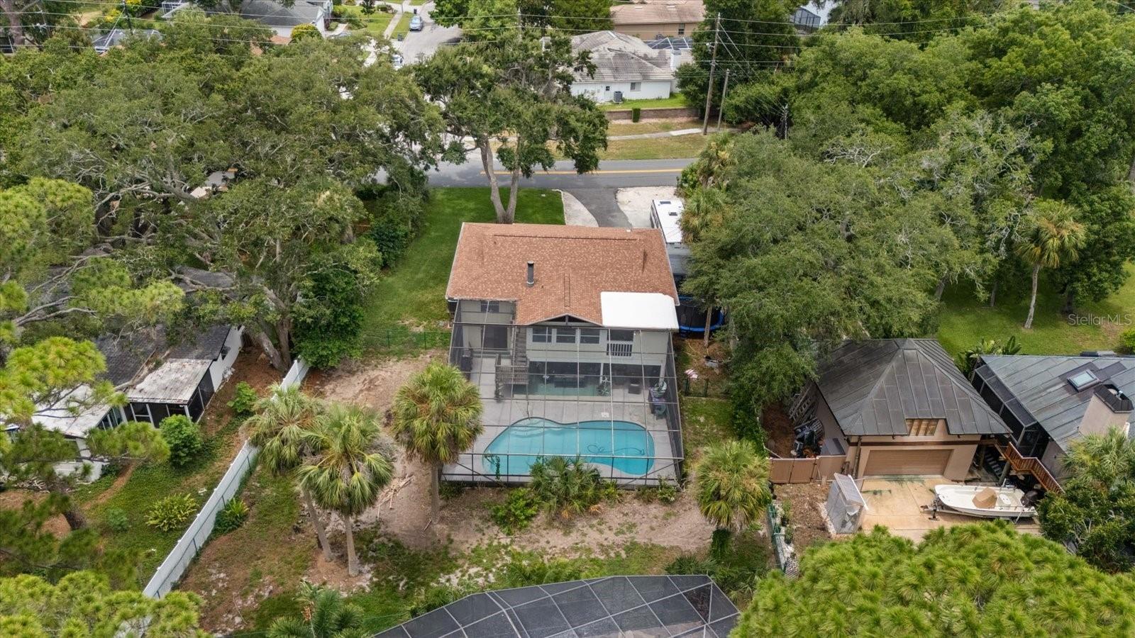 1410 RIVERSIDE DR — photo 73