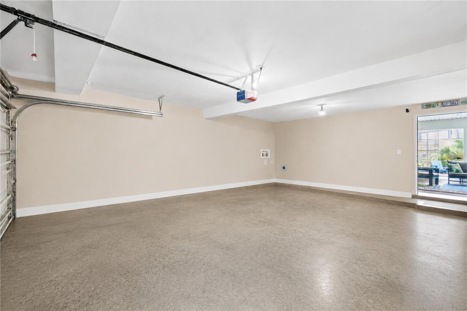 1410 RIVERSIDE DR — photo 53