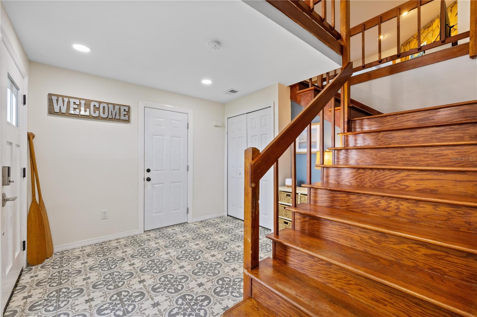 1410 RIVERSIDE DR — photo 6