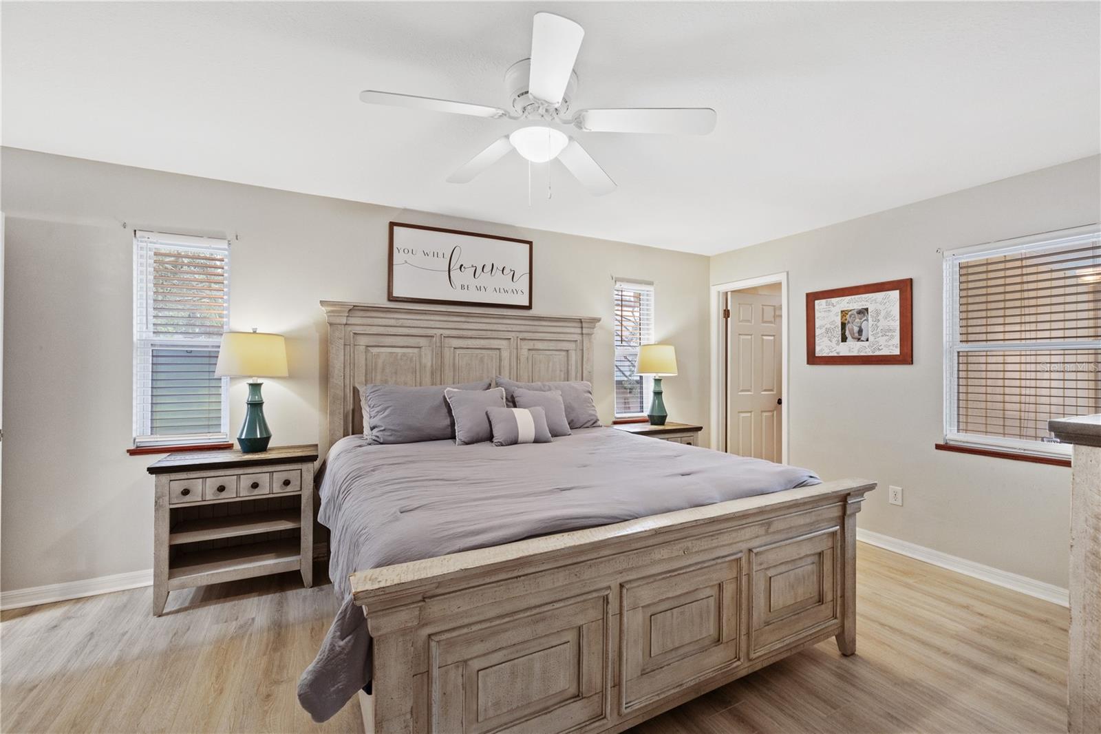 1410 RIVERSIDE DR — photo 34