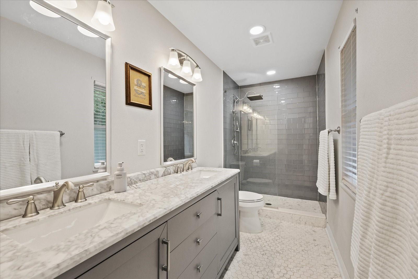 1410 RIVERSIDE DR — photo 40