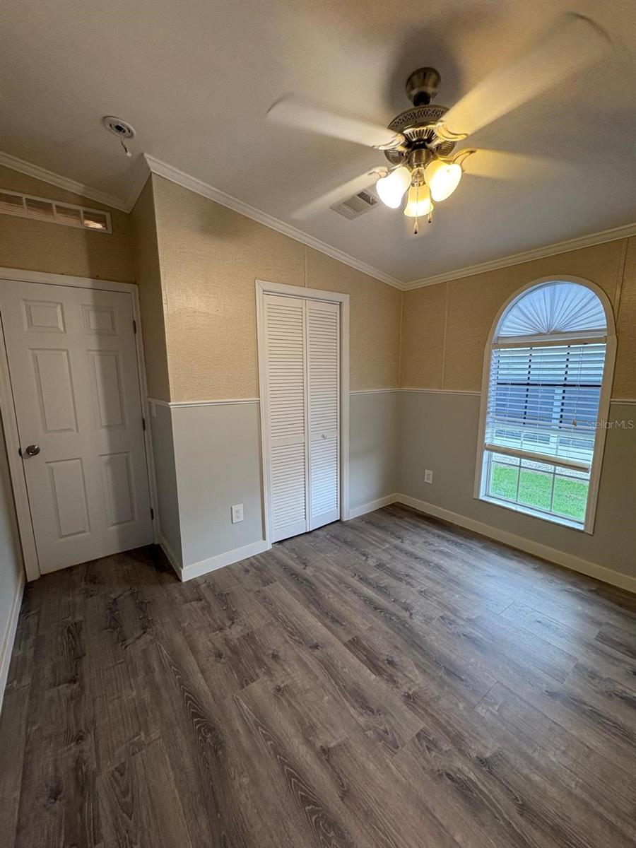 653 LOS ALTOS — photo 14