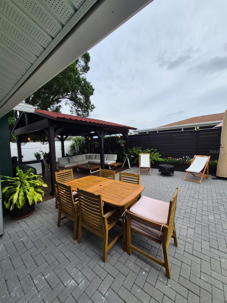 5817 TAMPA SHORES BLVD — photo 23