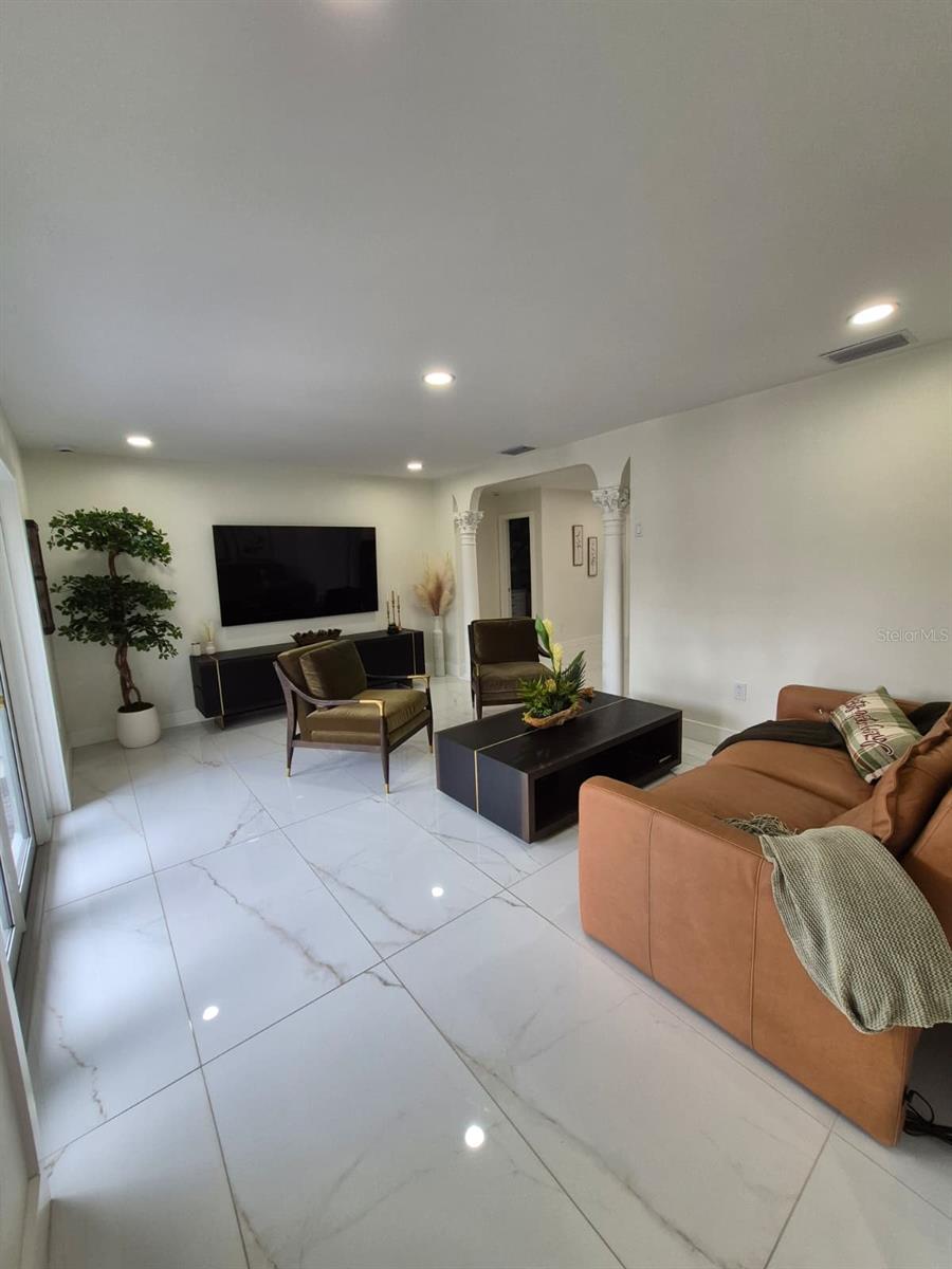 5817 TAMPA SHORES BLVD — photo 6