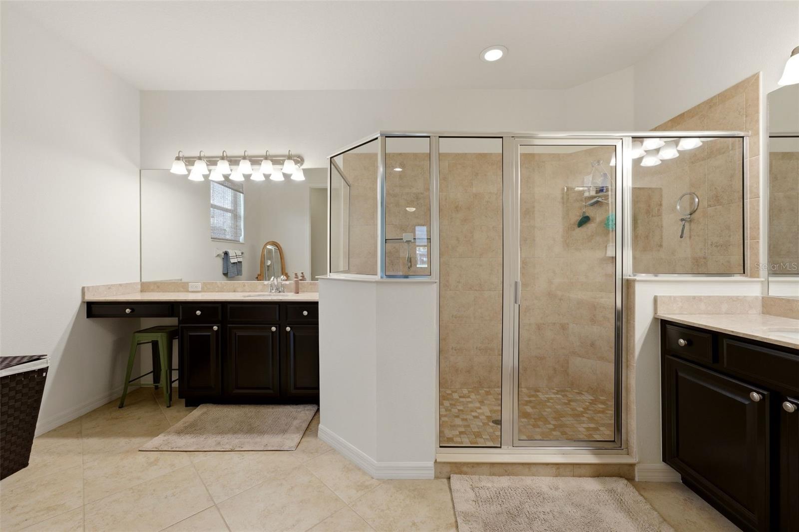 534 CHANTILLY TRL — photo 26