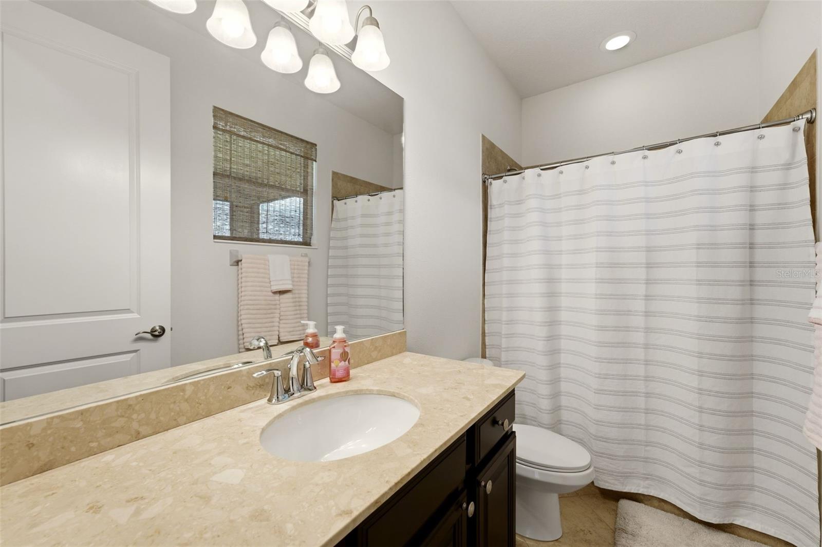 534 CHANTILLY TRL — photo 35