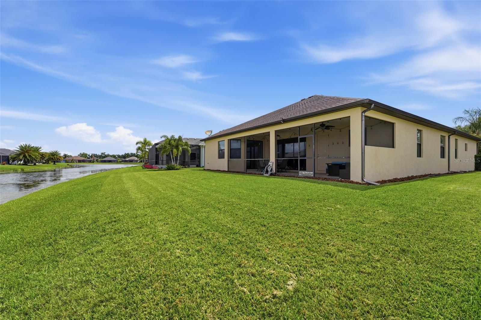 534 CHANTILLY TRL — photo 44