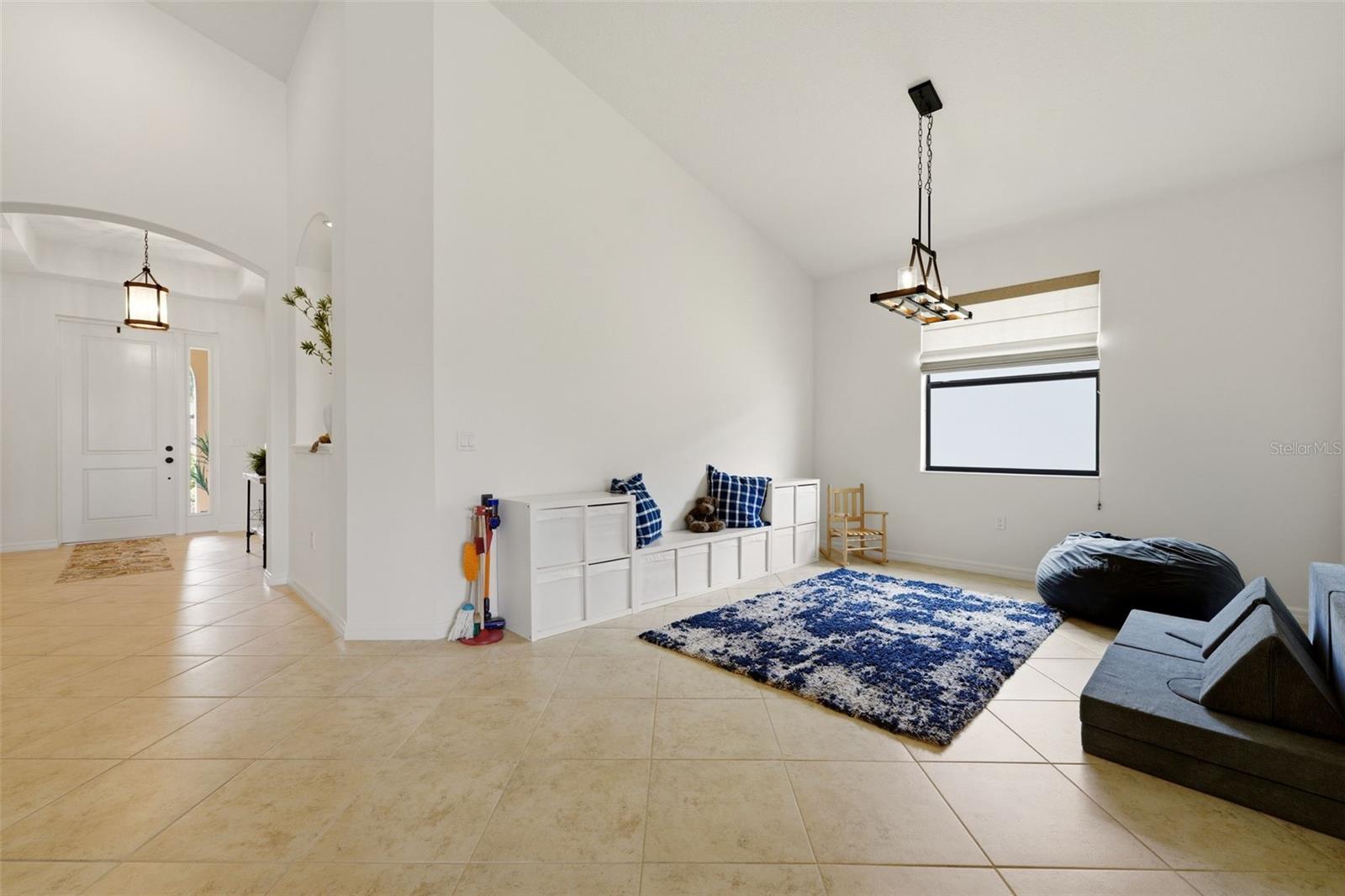 534 CHANTILLY TRL — photo 7