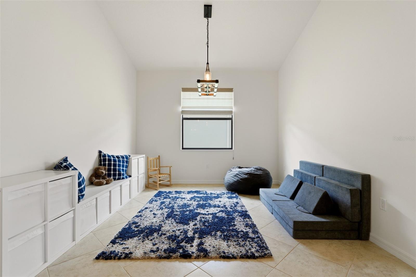 534 CHANTILLY TRL — photo 8