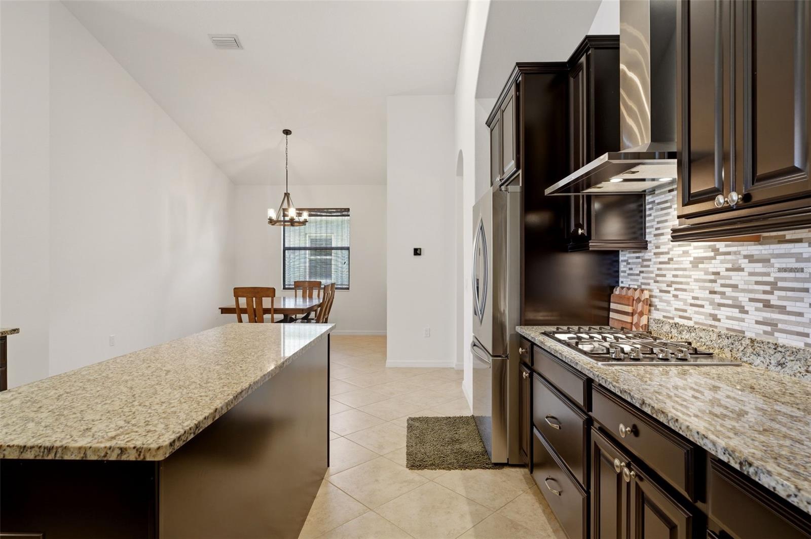 534 CHANTILLY TRL — photo 19