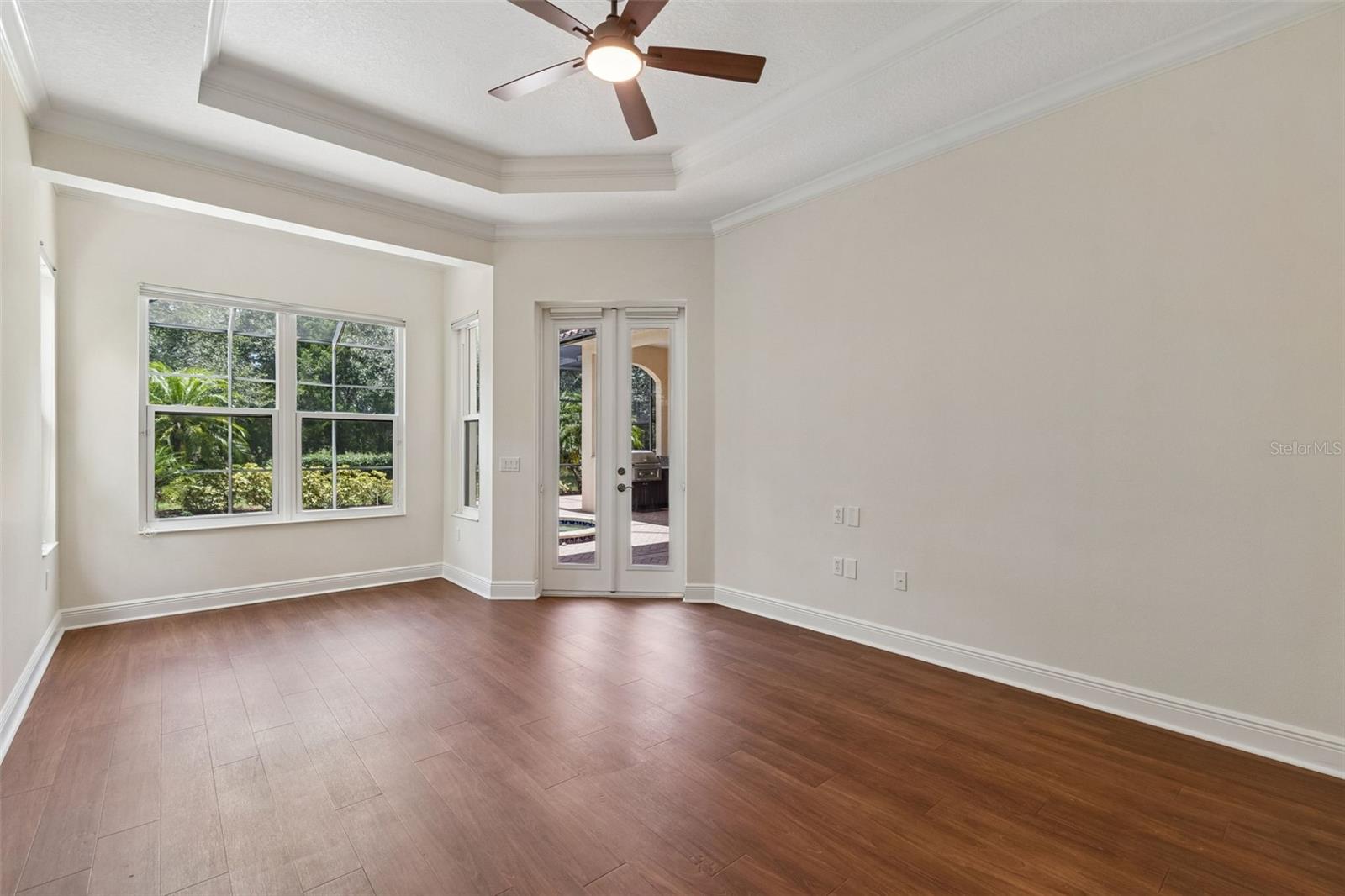 7222 LAKE FOREST GLN — photo 24