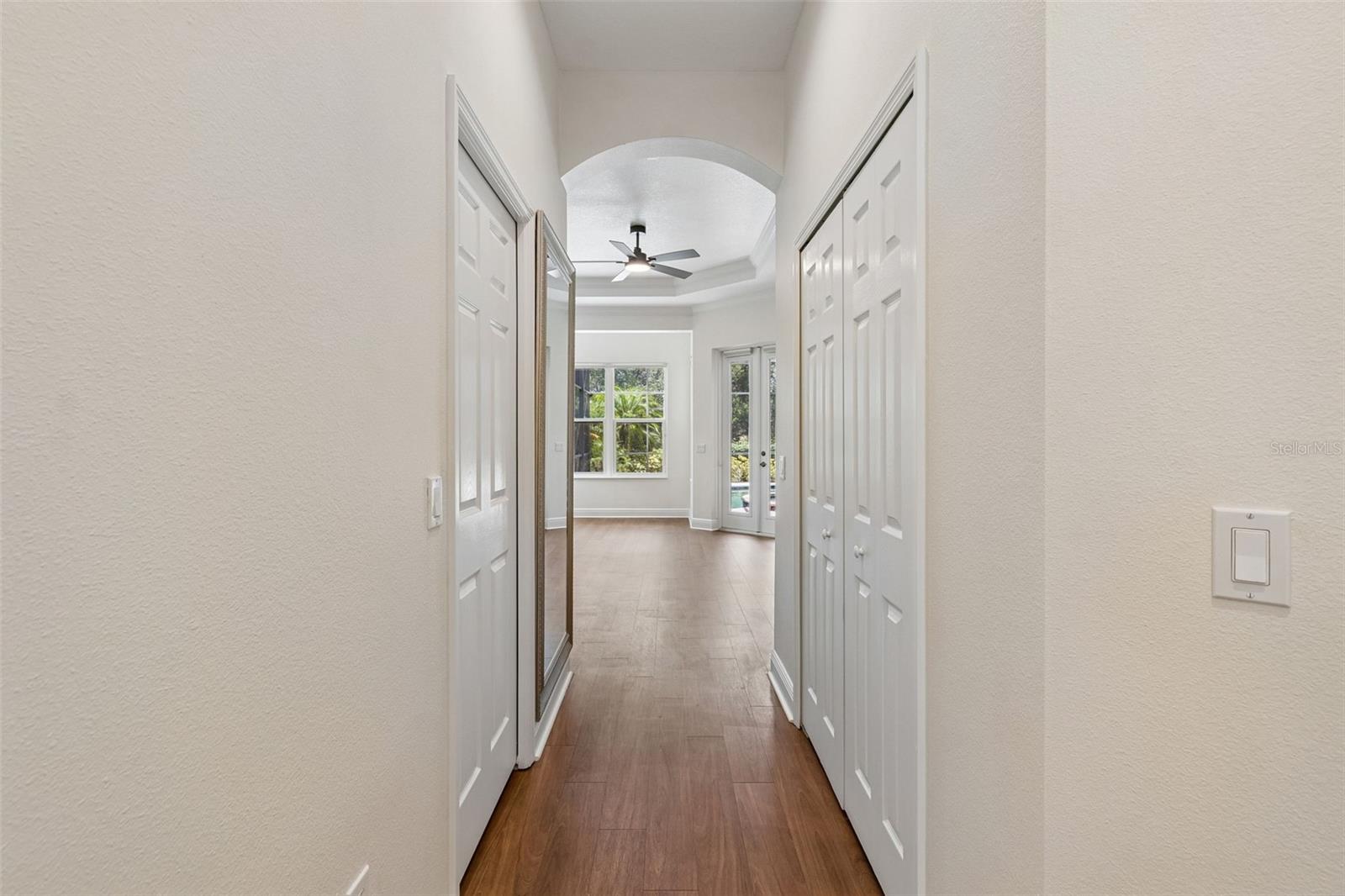 7222 LAKE FOREST GLN — photo 28