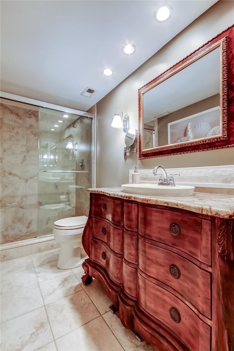 9450 HARBOR GREENS WAY #301 — photo 28