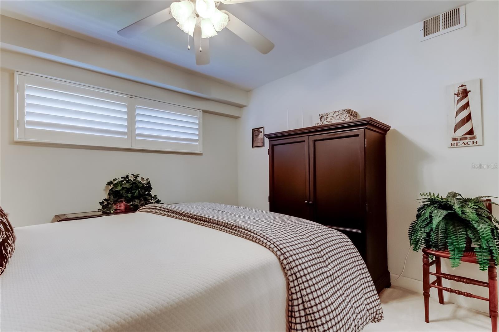 9450 HARBOR GREENS WAY #301 — photo 35
