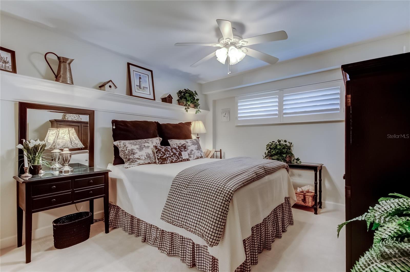 9450 HARBOR GREENS WAY #301 — photo 34