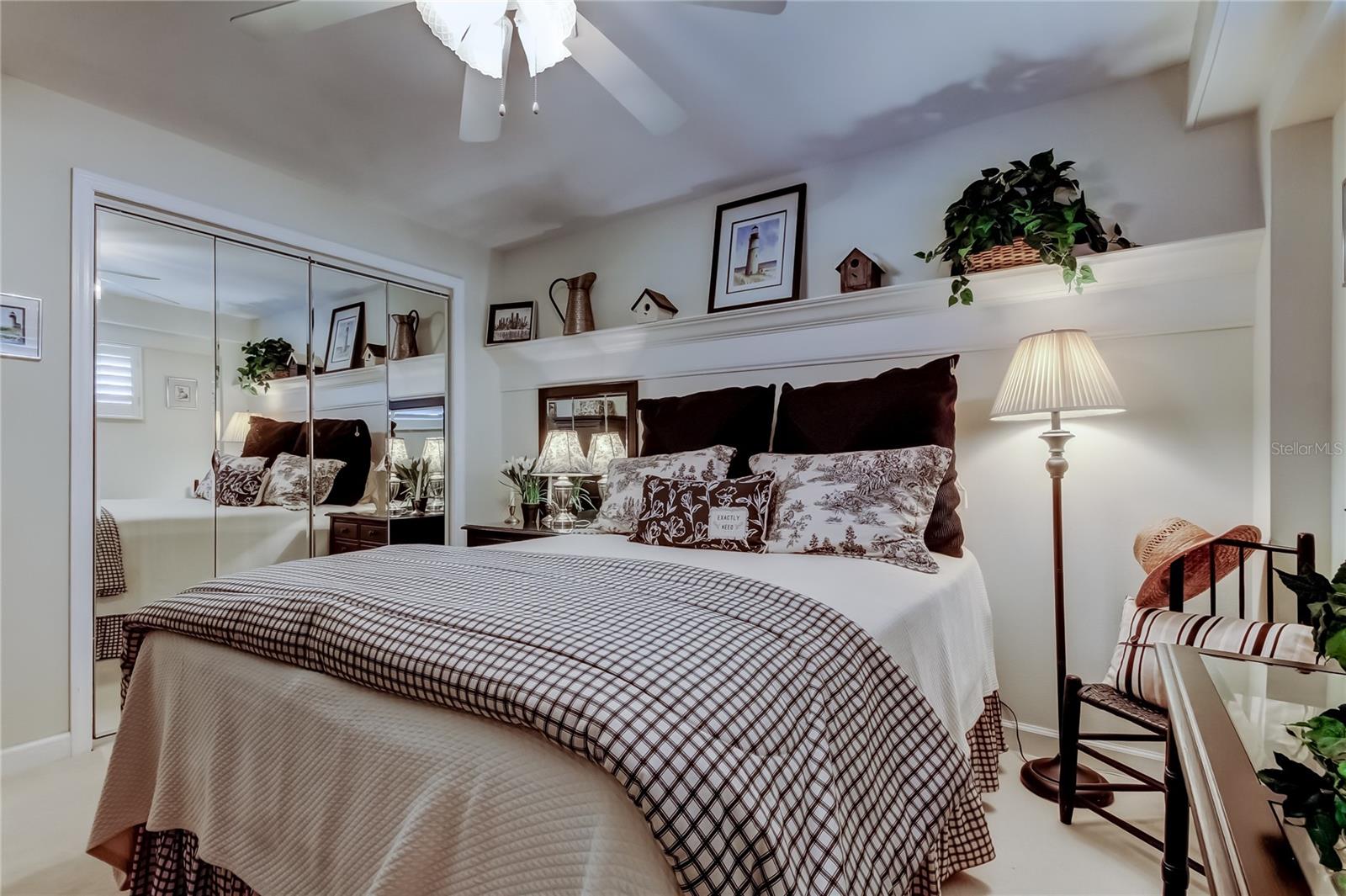 9450 HARBOR GREENS WAY #301 — photo 36