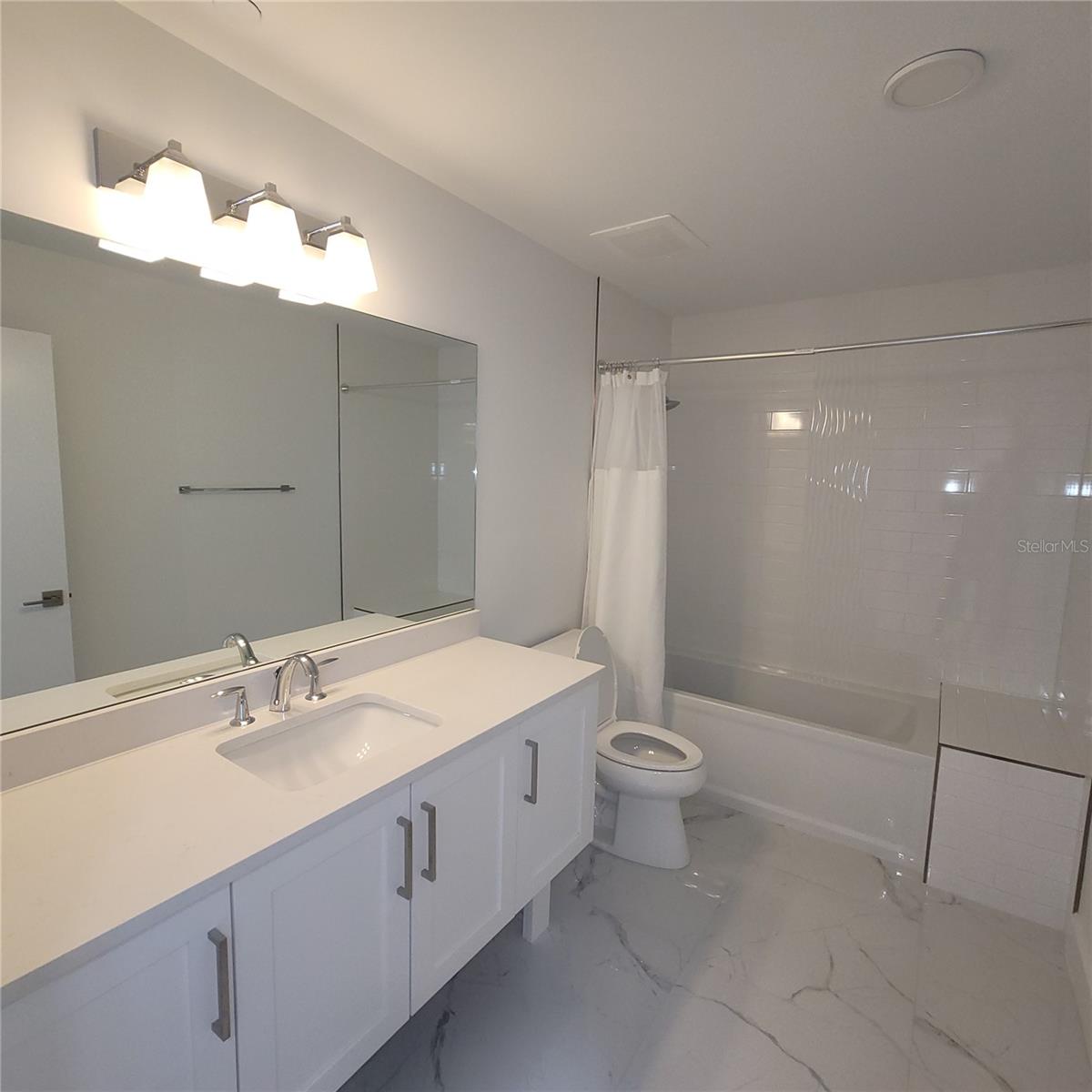 415 ISLAND WAY #201 — photo 29