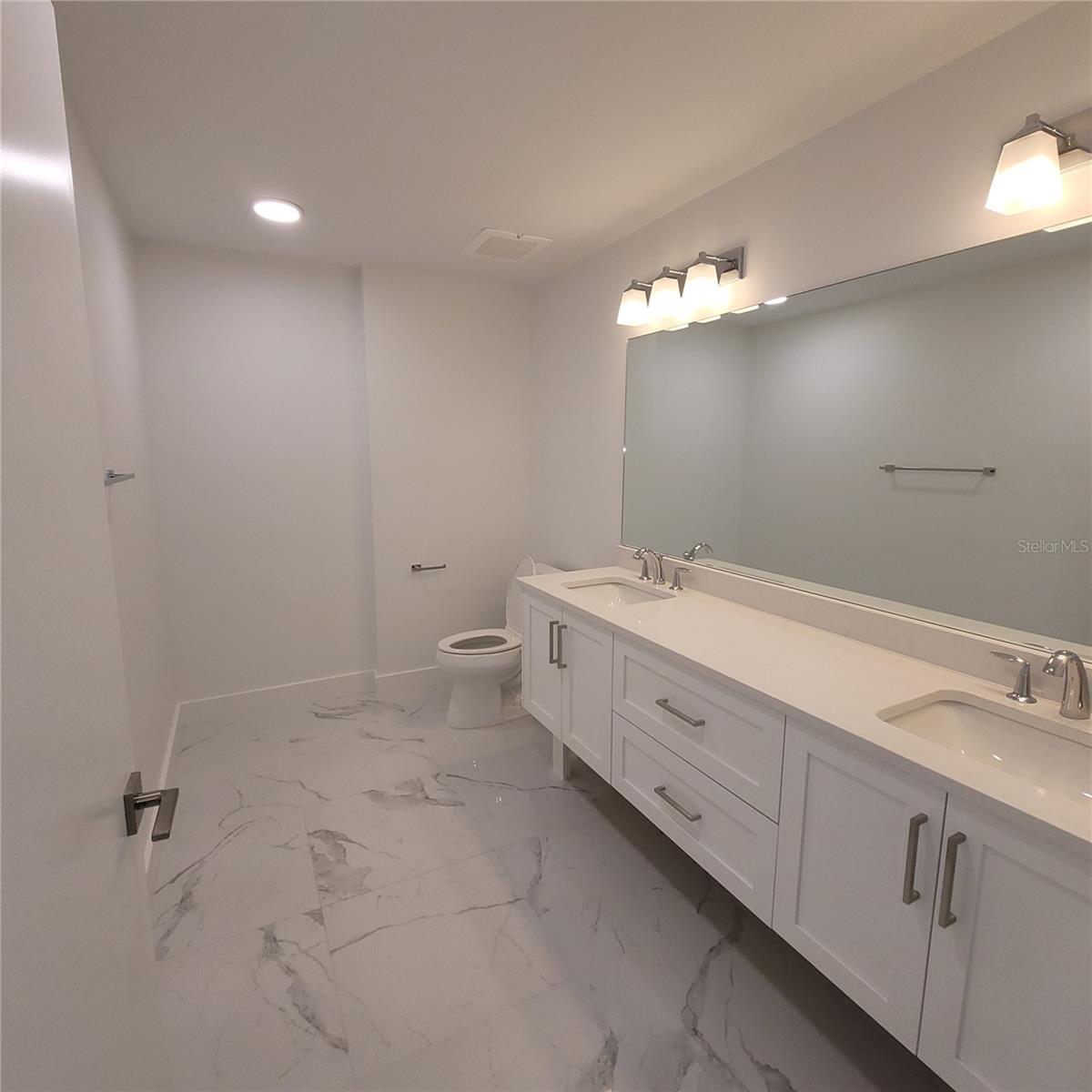 415 ISLAND WAY #201 — photo 24
