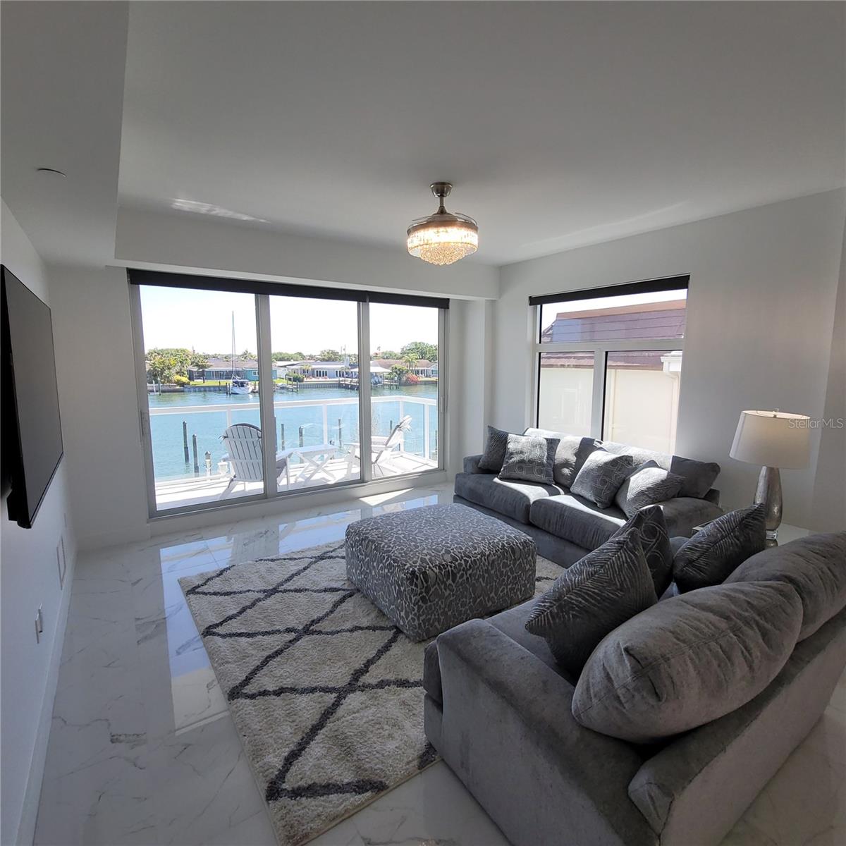 415 ISLAND WAY #201 — photo 3