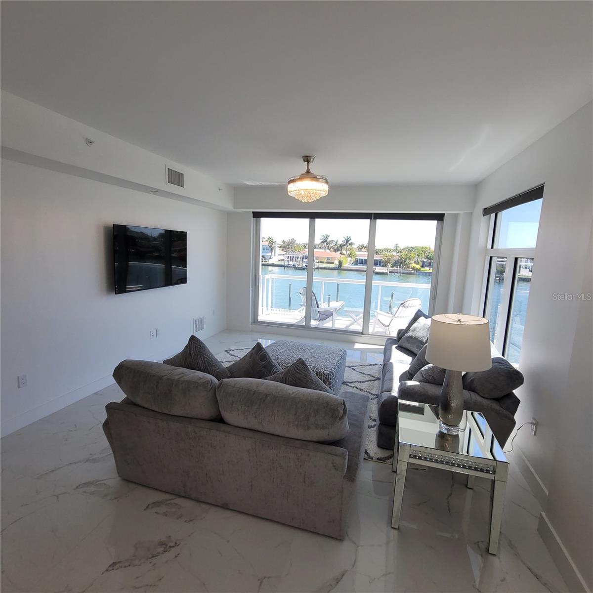 415 ISLAND WAY #201 — photo 5