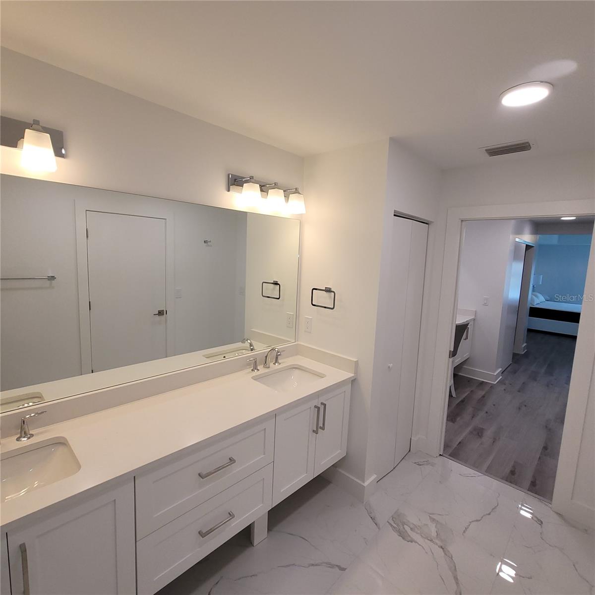 415 ISLAND WAY #201 — photo 23