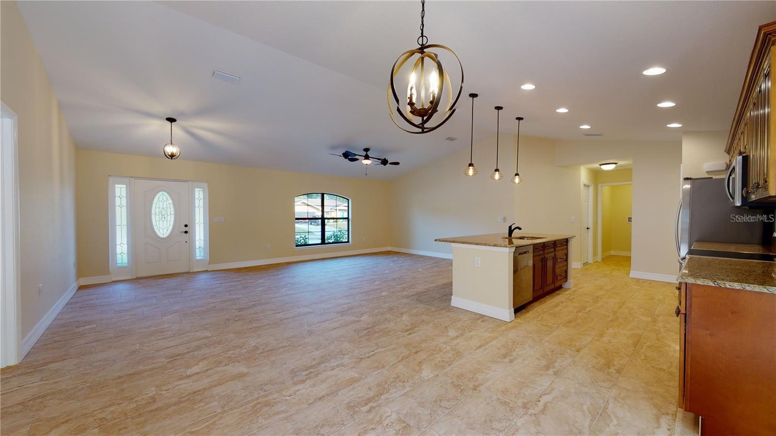 4851 KENNETT ST — photo 11