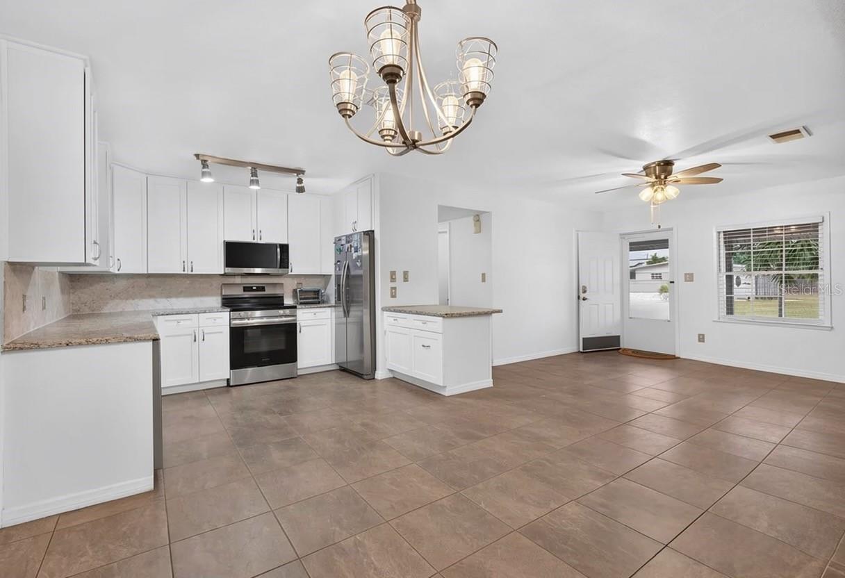 5010 STOLLS AVE — photo 4