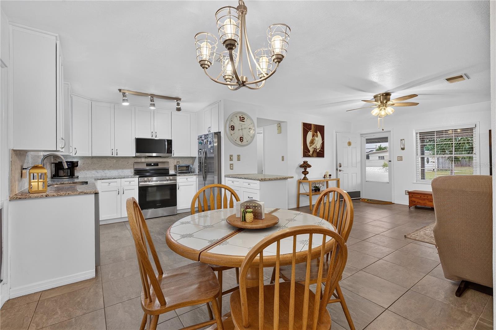 5010 STOLLS AVE — photo 15