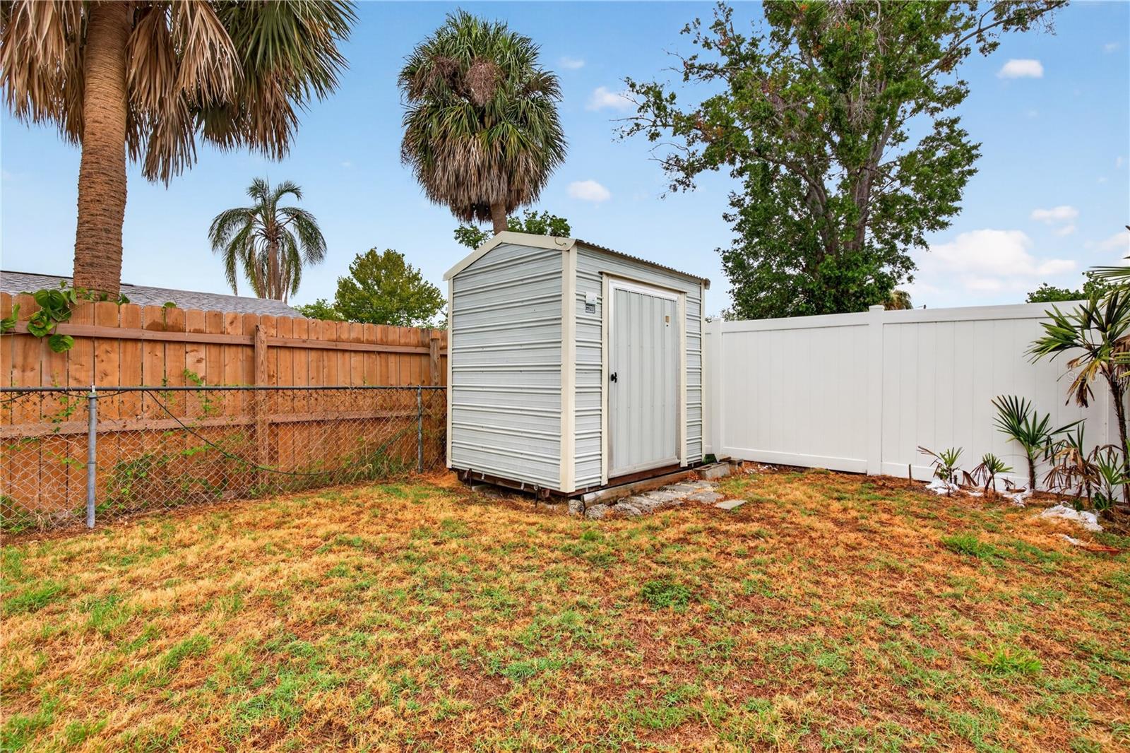 5010 STOLLS AVE — photo 38