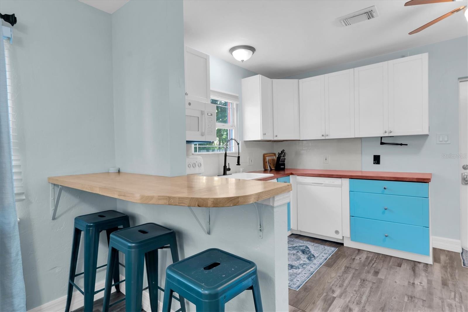 2925 PARK ST N — photo 11