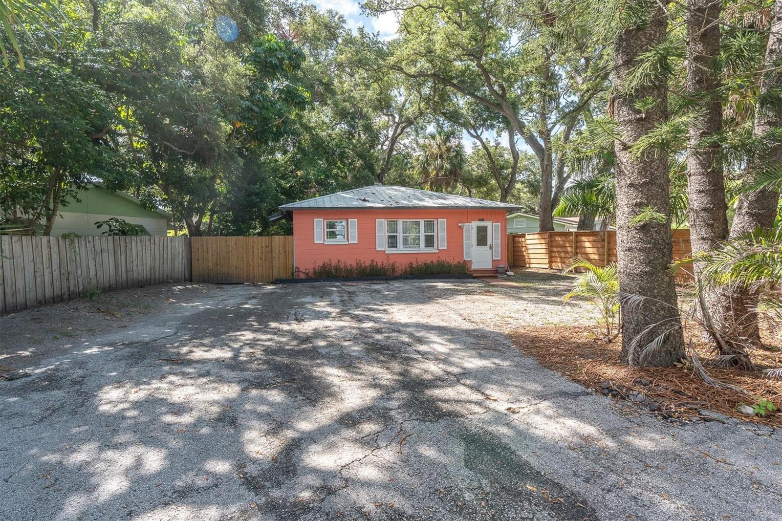 2925 PARK ST N — photo 31