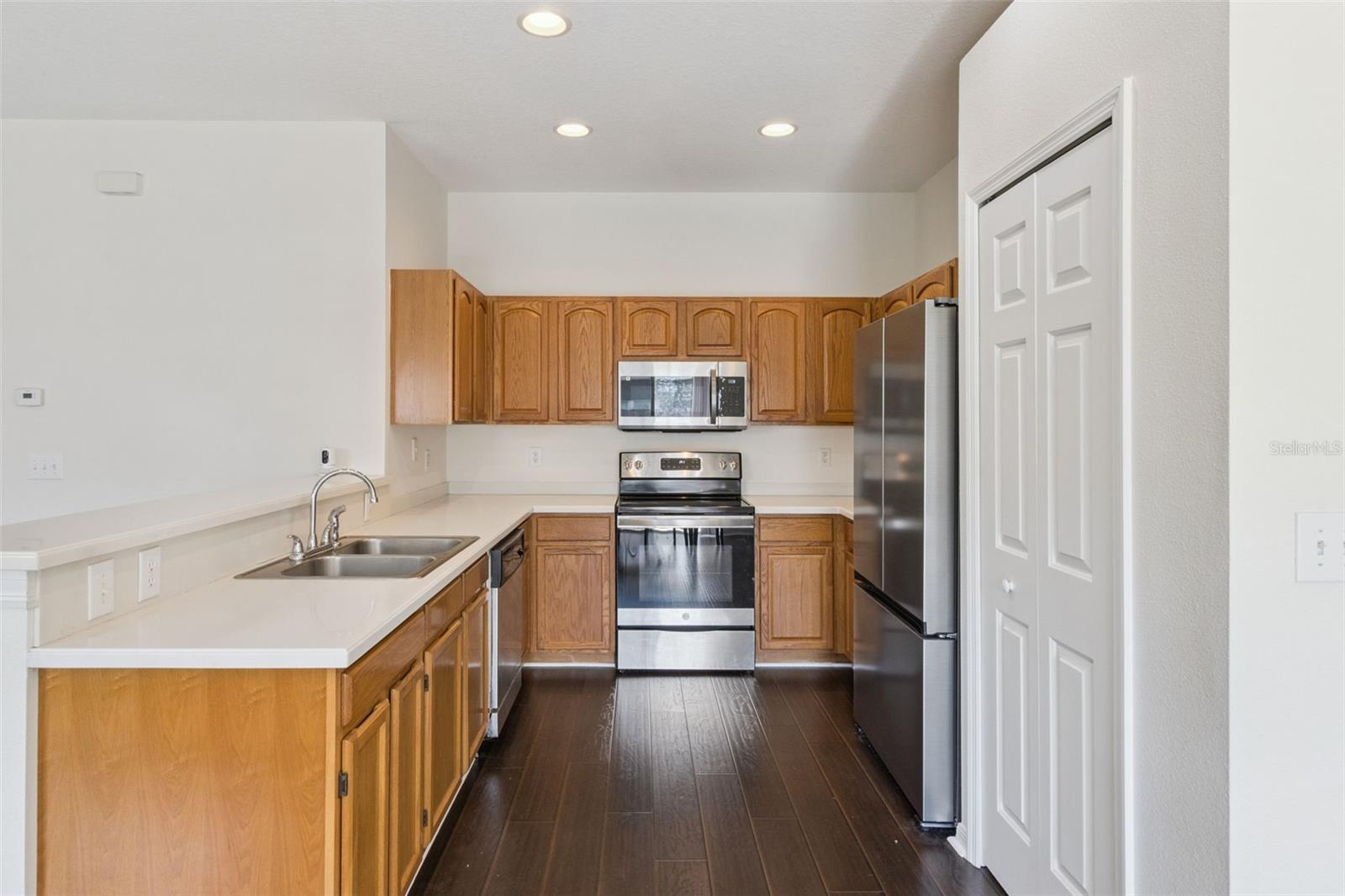 725 STAR POINTE DR — photo 14
