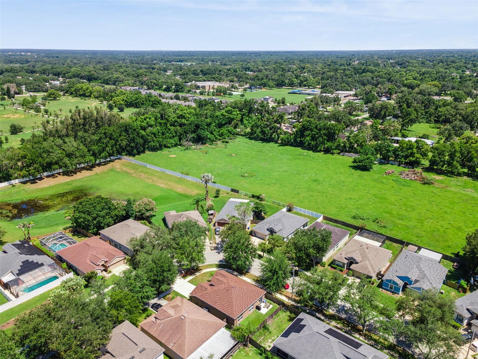 725 STAR POINTE DR — photo 33