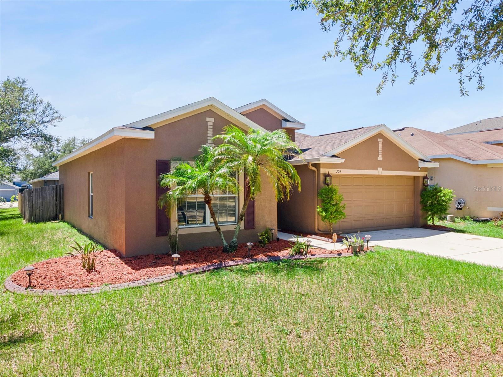 725 STAR POINTE DR — photo 2