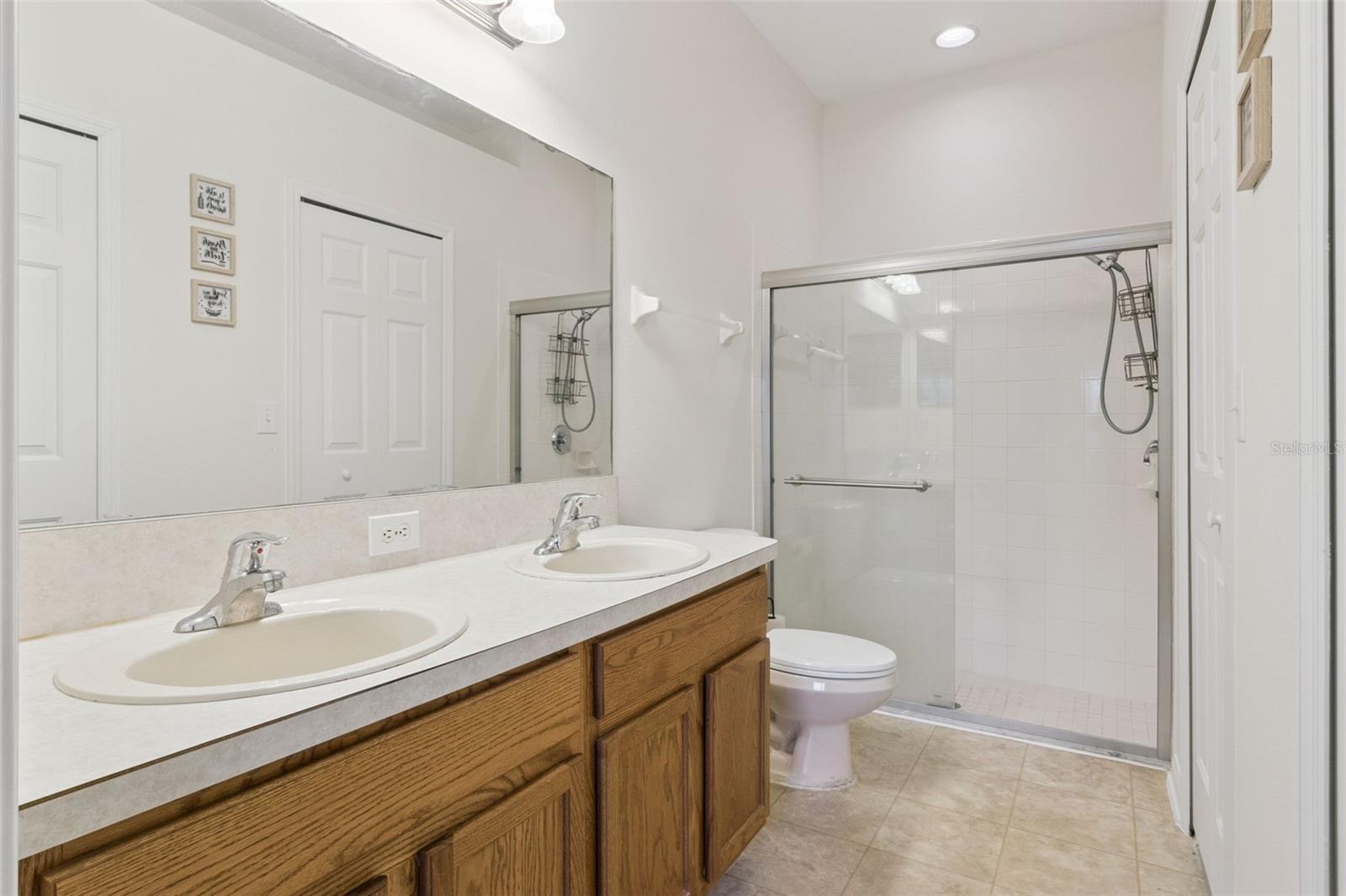 725 STAR POINTE DR — photo 18