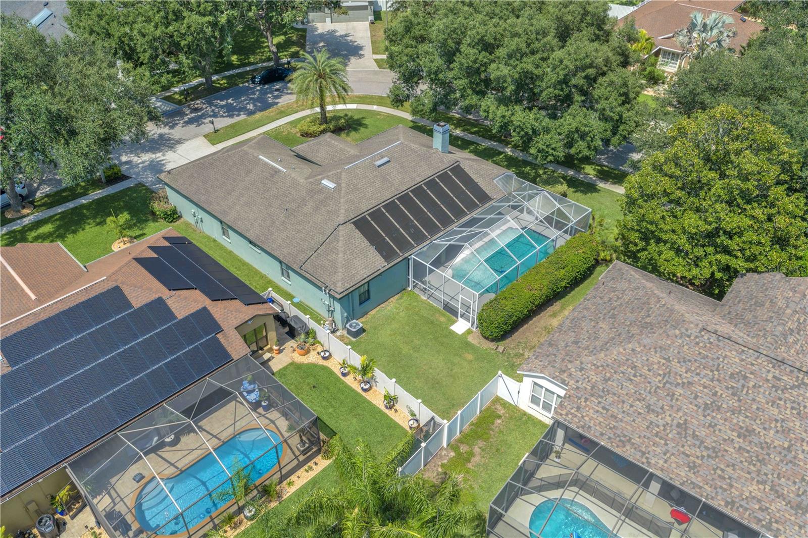 2219 LONGMORE CIR — photo 44