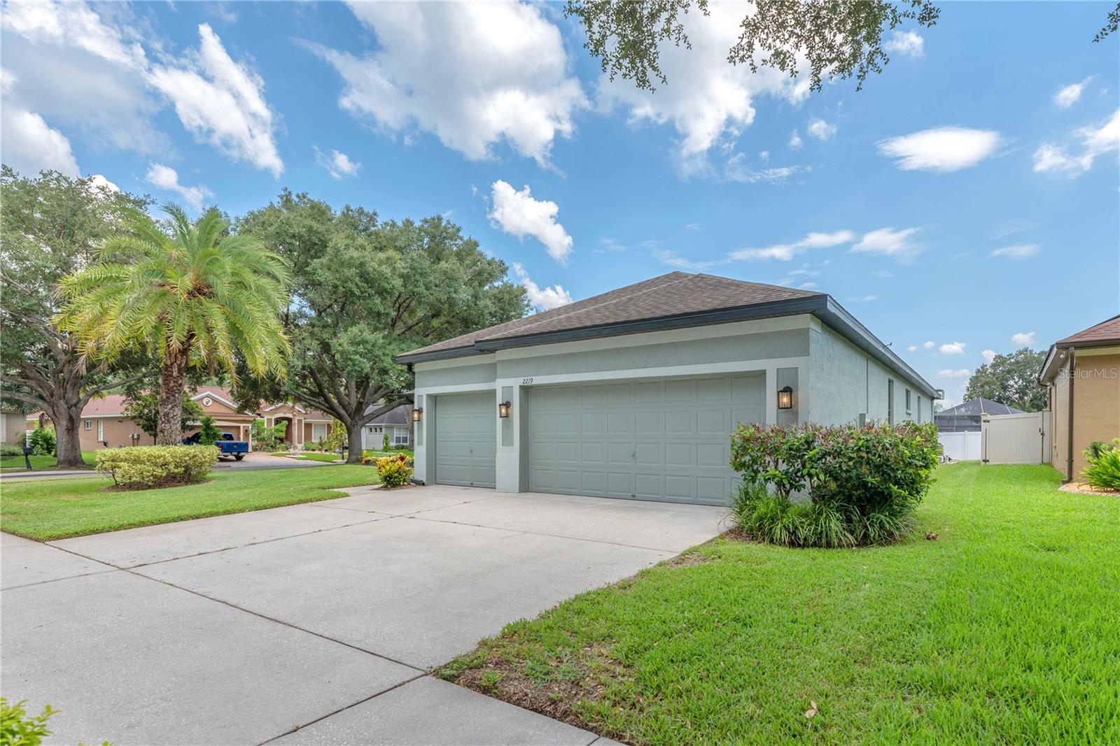 2219 LONGMORE CIR — photo 35