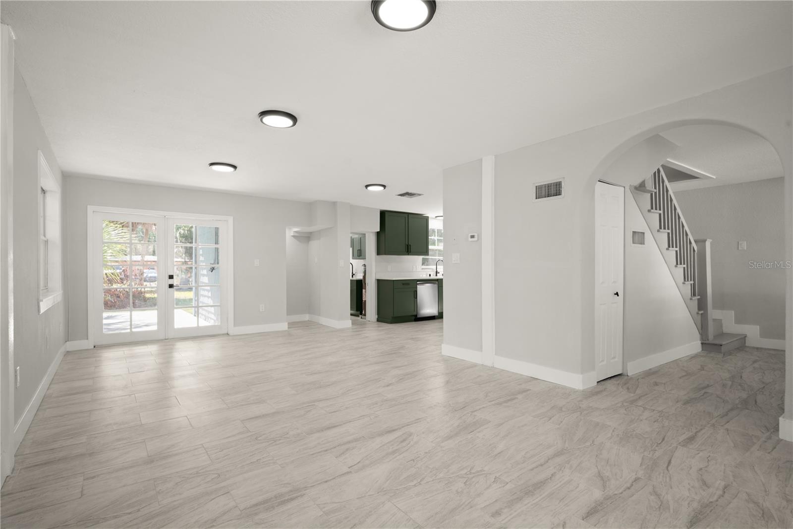 309 BATH ST — photo 13