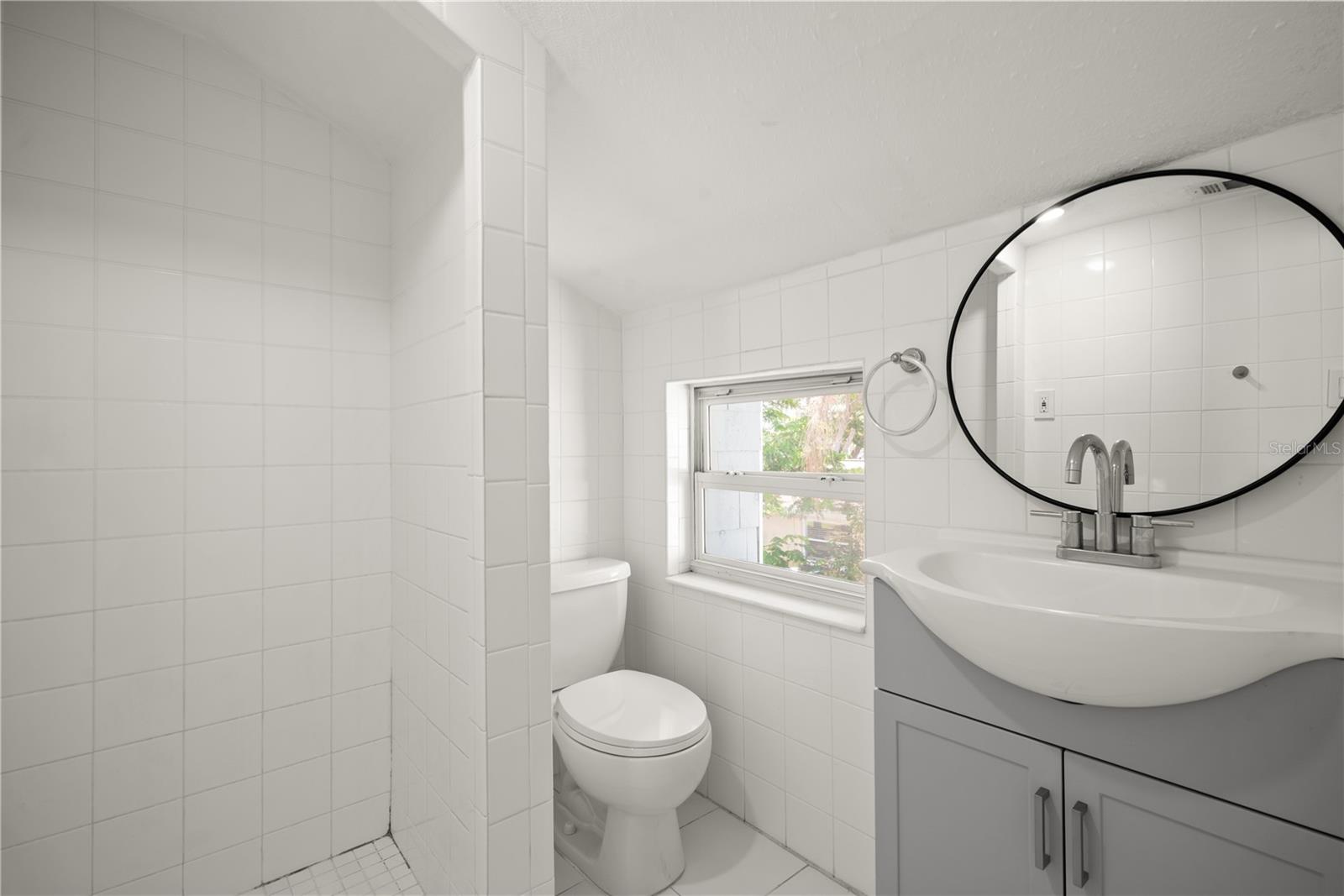 309 BATH ST — photo 25