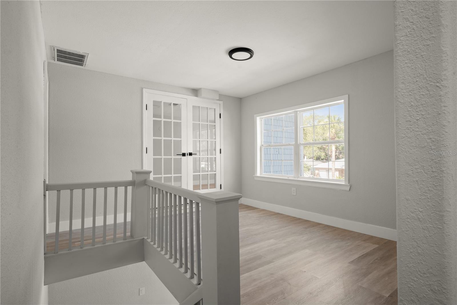 309 BATH ST — photo 15