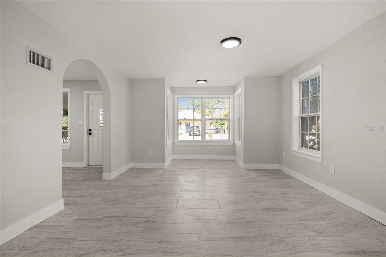 309 BATH ST — photo 4