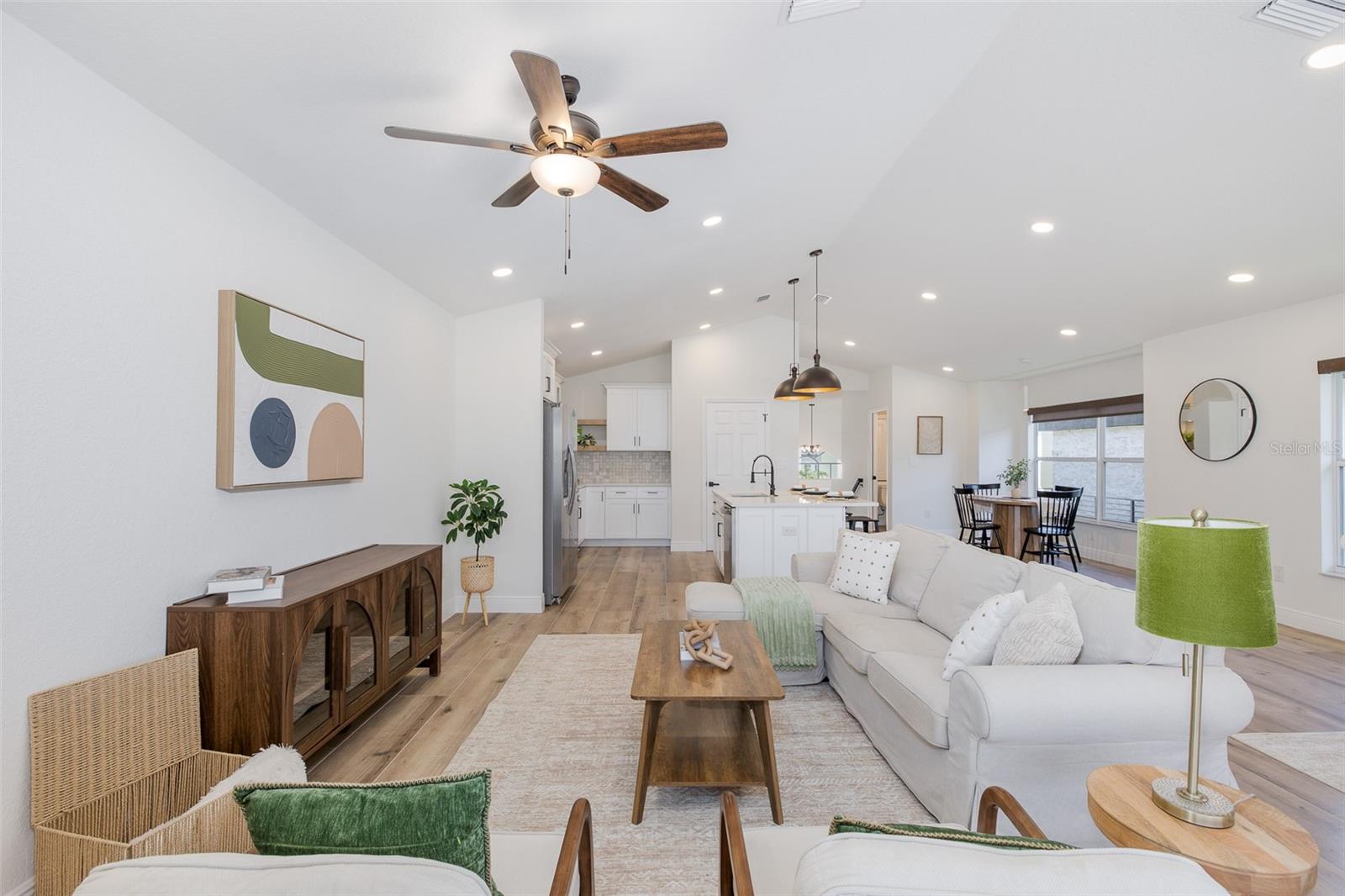 5416 JOBETH DR — photo 12