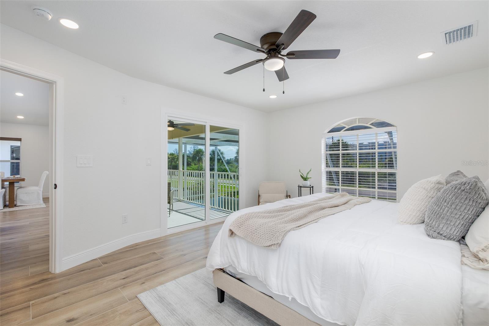 5416 JOBETH DR — photo 26