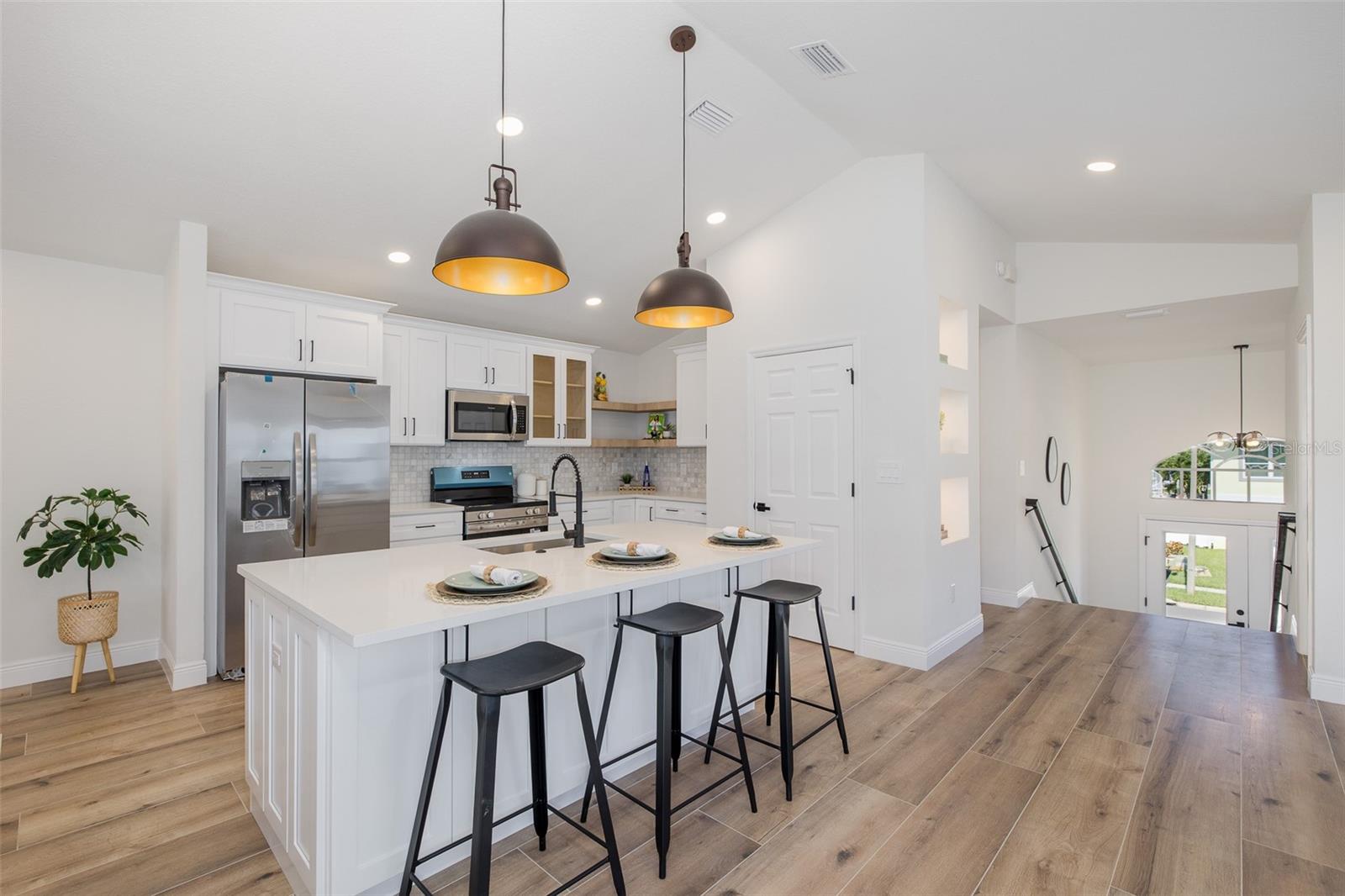 5416 JOBETH DR — photo 19