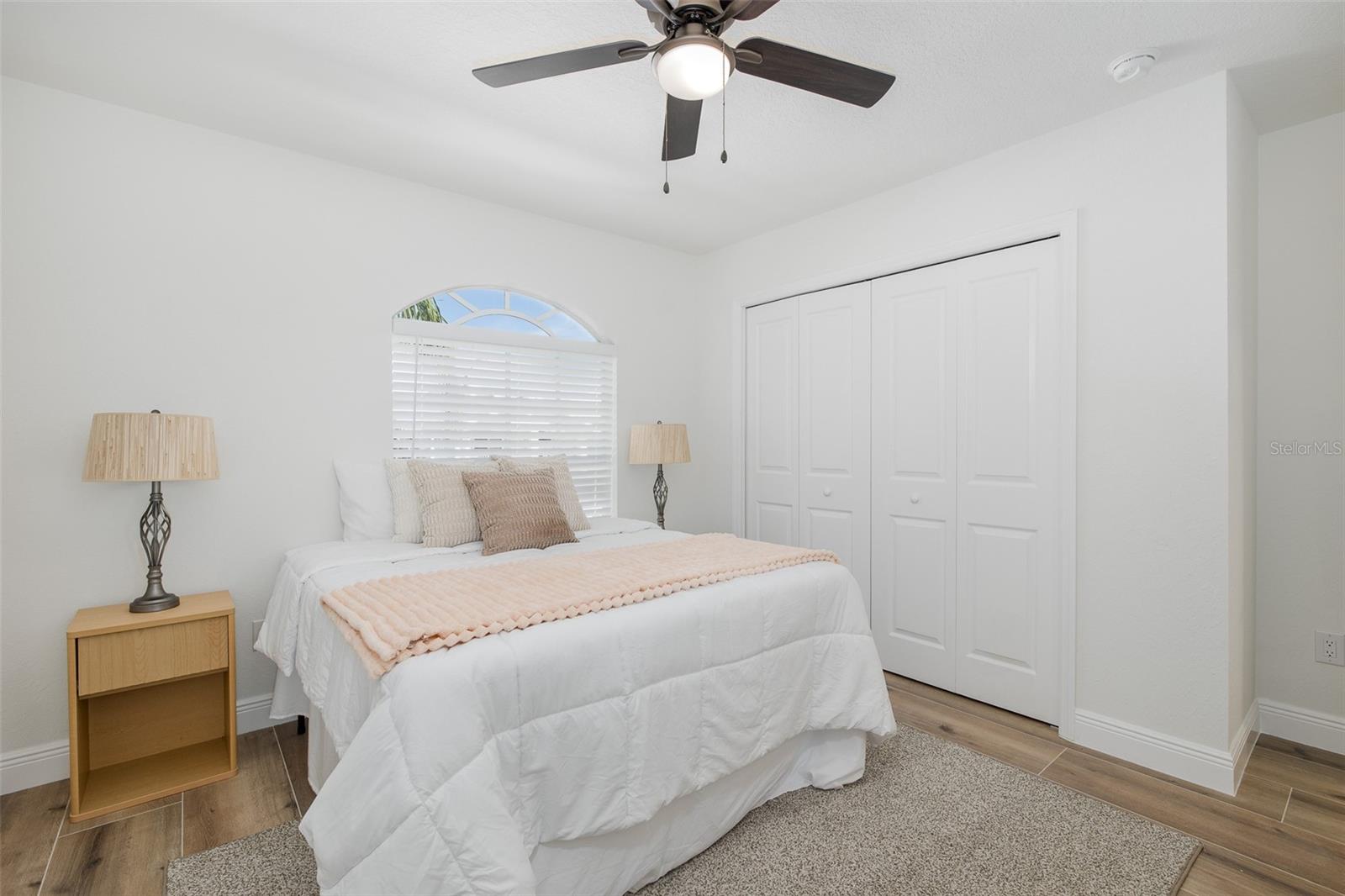 5416 JOBETH DR — photo 34
