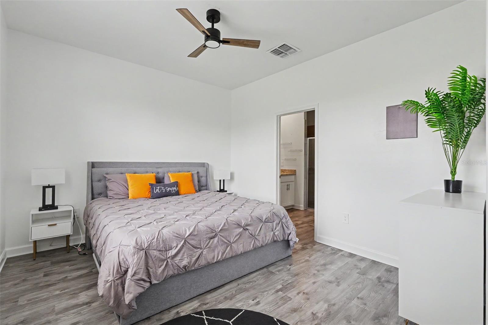 15724 SUNNY DAY DR — photo 11