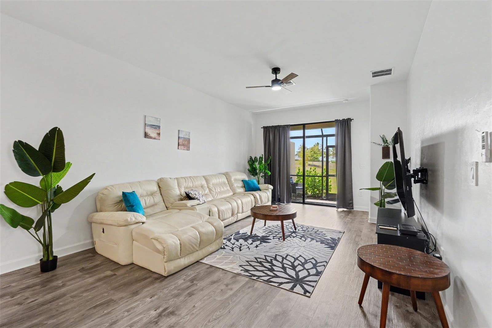 15724 SUNNY DAY DR — photo 3