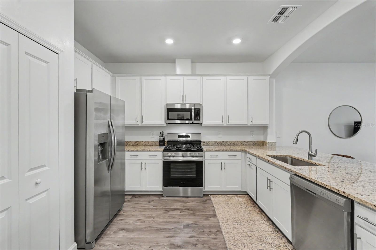 15724 SUNNY DAY DR — photo 5