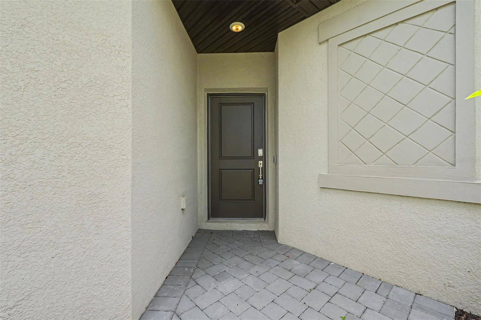 15724 SUNNY DAY DR — photo 2