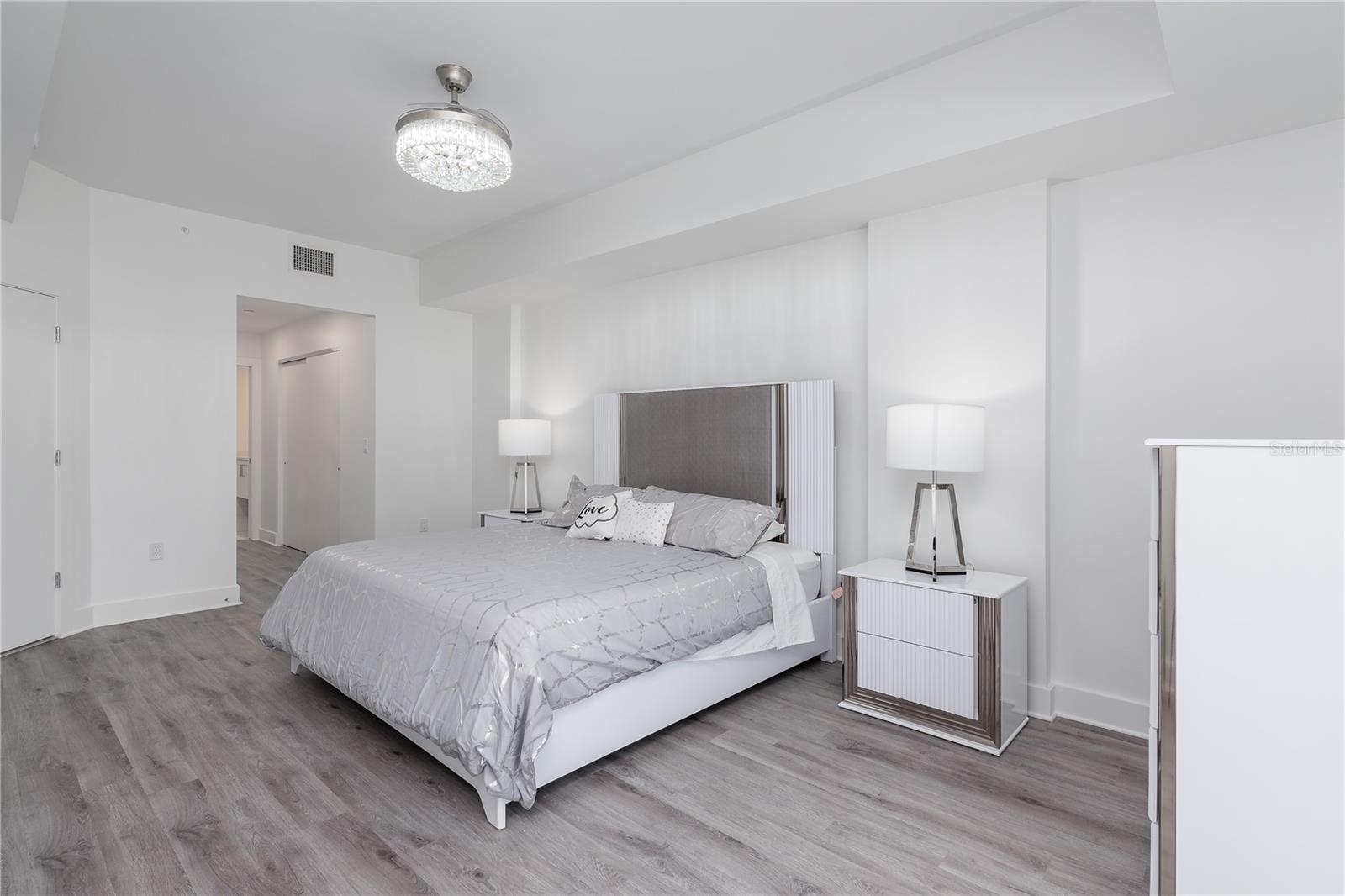 415 ISLAND WAY #207 — photo 9